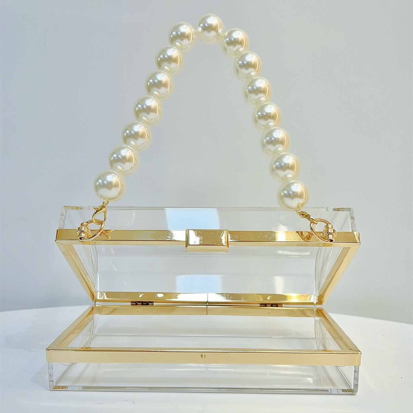 Women Clear Purse Acrylic Box Clutch Handbag, Small Transparent Crossbody Evening Bag Stadium Approved Gold Chain Strap